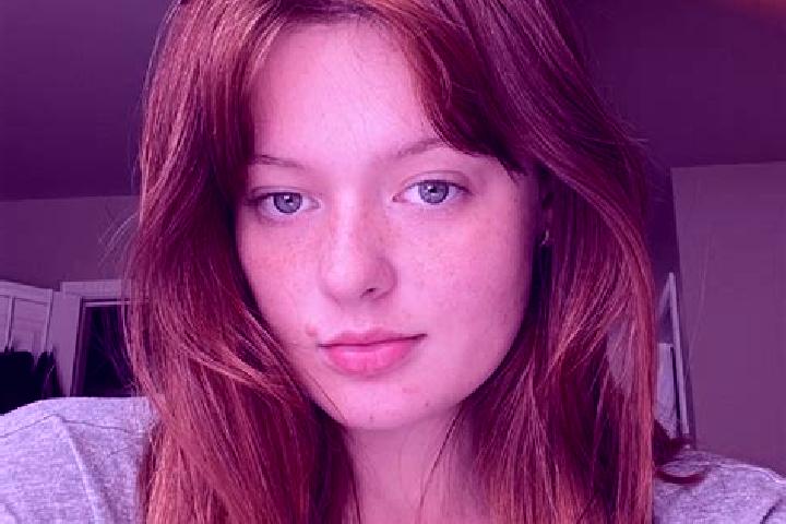 Mia, 37, a auburn grey-eyed caribbean companion based in Tonse East. Offering Overnight, OWO, CIM. Available for incall and outcall, day and evening dates.