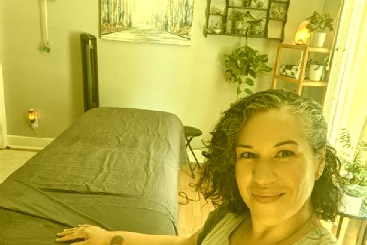 Mia, 37, a black dark-eyed latina companion based in Ketkovice. Offering Fetish, Couples, Erotic Massage, Deep French Kissing, Travel Companion. Available fo...