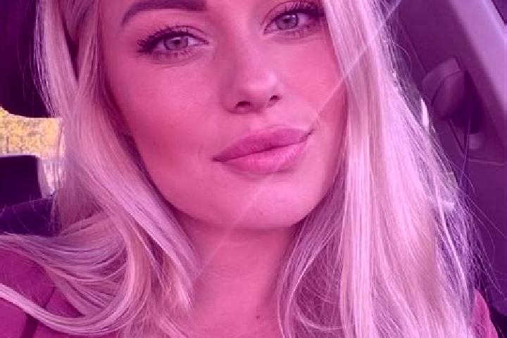 Mia, 38, a blonde hazel-eyed caucasian companion based in Dongyingcun. Offering Fetish, Deep French Kissing, Overnight, Domination. Available for incall and ...