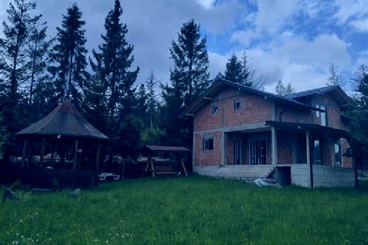Mia, 38 — Escort in Solca, Romania