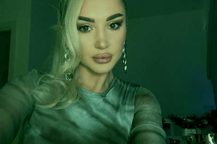 Mia, 39, a blonde dark-eyed indian companion based in Moro. Offering Fetish, Deep French Kissing, GFE, Overnight, OWO. Available for incall and outcall, over...