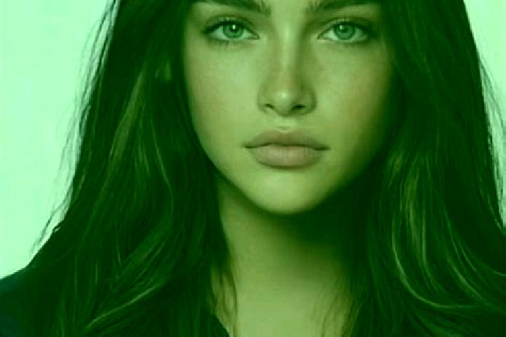 Mila, 20, a brunette dark-eyed caucasian companion based in Prasek. Offering Party Girl, Couples, Dinner Date. Available for incall and outcall, overnight bo...