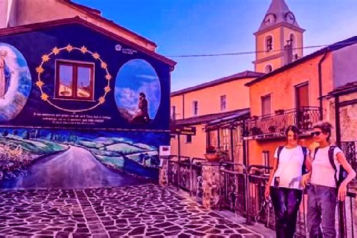 Mila, 20, a chestnut blue-eyed caribbean companion based in San Severino Lucano. Offering Overnight, Travel Companion, Party Girl. Available for incall and o...
