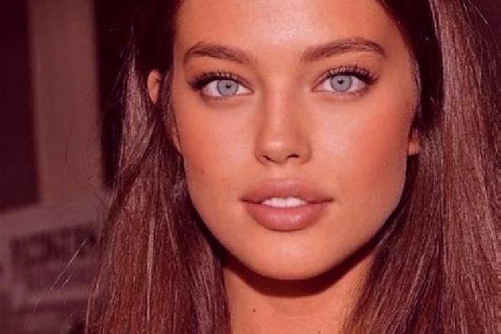 Mila, 21, a chestnut amber-eyed caucasian companion based in Arateh. Offering Duos, Girlfriend Experience, CIM, Travel Companion, A-Level. Available for inca...