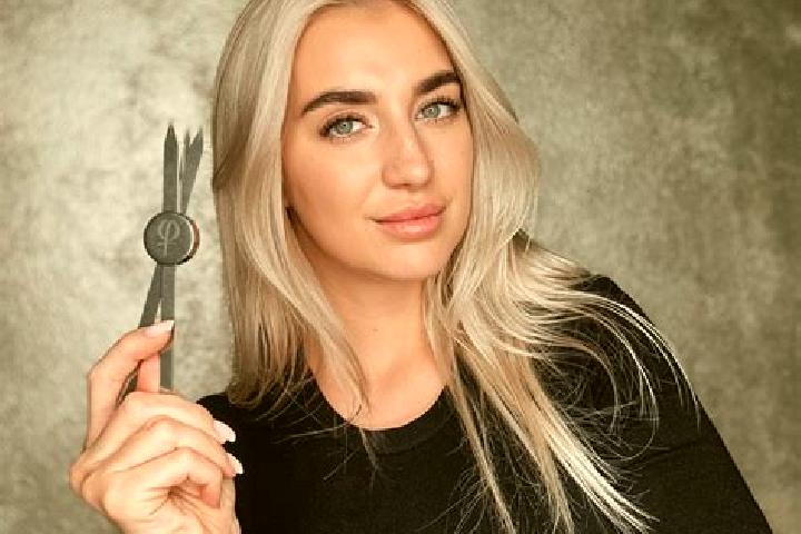 Mila, 21 — Escort in Soporna, Slovakia