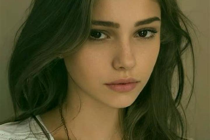 Mila, 22, a chestnut grey-eyed slavic companion based in Skavkulla. Offering Roleplay, Travel Companion, BDSM, Tantra. Available for incall and outcall, over...