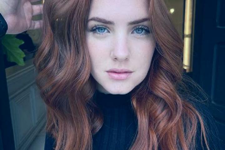 Mila, 23, a auburn blue-eyed mediterranean companion based in Arauca. Offering Party Girl, A-Level, GFE. Available for incall and outcall, day and evening da...