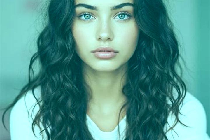 Mila, 23, a black amber-eyed mediterranean companion based in Novoaleksandrovsk. Offering Tantra, Travel Companion, Dinner Date, Massage. Available for incal...