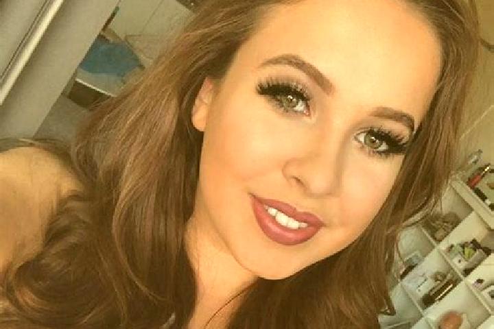 Mila, 23, a blonde brown-eyed caribbean companion based in Vijapur. Offering A-Level, Duos, 69, Dinner Date. Available for incall and outcall, overnight book...