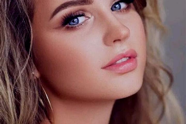 Mila, 23, a dark blonde blue-eyed caribbean companion based in Toutai. Offering CIM, Travel Companion, Girlfriend Experience, Tantra. Available for incall an...