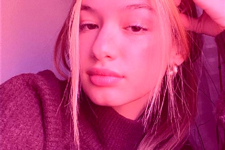 Mila, 24, a blonde brown-eyed caucasian companion based in Salzmuende. Offering CIM, 69, Domination, Travel Companion. Available for incall and outcall, over...