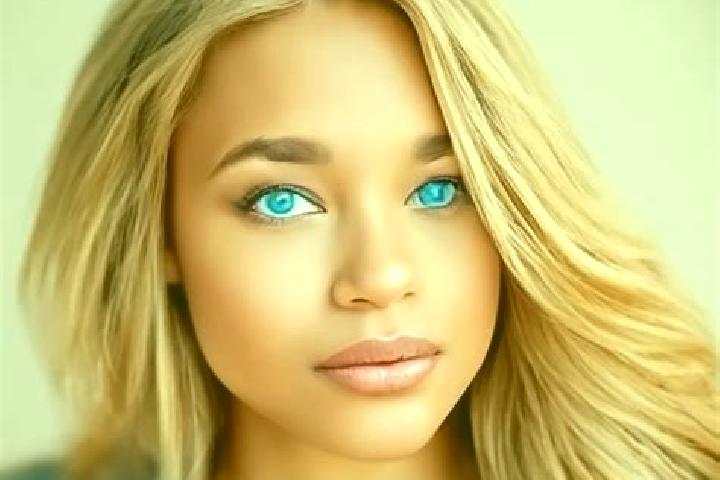 Mila, 24, a dark blonde blue-eyed latina companion based in Kamensk-Shakhtinsky. Offering BDSM, Tantra, A-Level. Available for incall and outcall, day and ev...