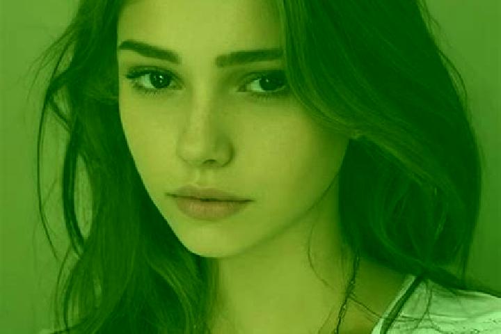 Mila, 25, a chestnut amber-eyed slavic companion based in Cruzeta. Offering Party Girl, Travel Companion. Available for incall and outcall, overnight booking...