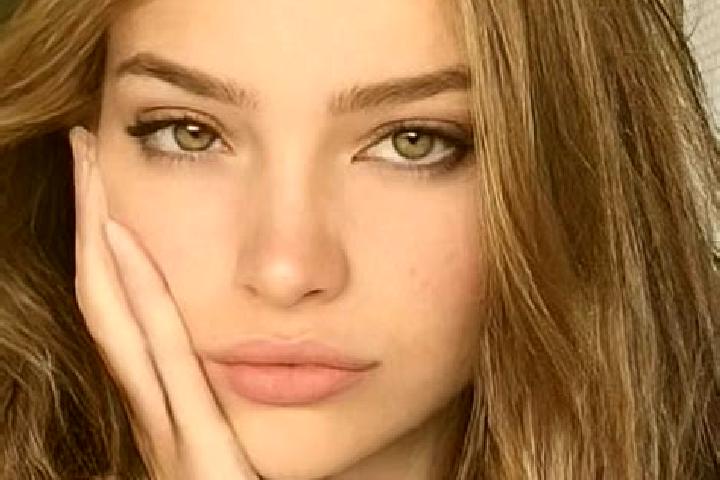 Mila, 25, a dark blonde dark-eyed caribbean companion based in Gleichamberg. Offering Prostate Massage, Duos, Dinner Date, Party Girl. Available for incall a...