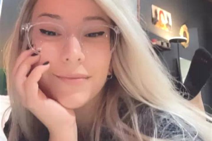 Mila, 25, a platinum blonde amber-eyed middle eastern companion based in Chiusa di Pesio. Offering GFE, 69, Striptease. Available for incall and outcall, ove...