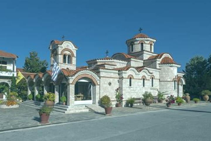 Mila, 25 — Escort in Kato Panagia, Greece