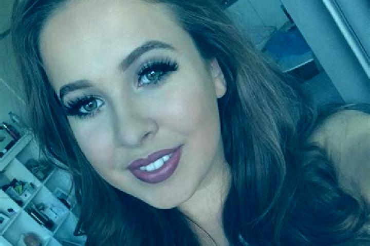 Mila, 26, a dark blonde amber-eyed ebony companion based in Kettig. Offering Erotic Massage, Striptease, Prostate Massage, Party Girl. Available for incall a...