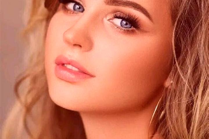 Mila, 26, a dark blonde blue-eyed european companion based in Maltana. Offering A-Level, OWO, Couples, Party Girl, CIM. Available for incall and outcall, ove...