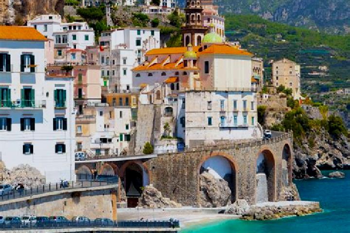 Mila, 26 — Escort in Basaluzzo, Italy