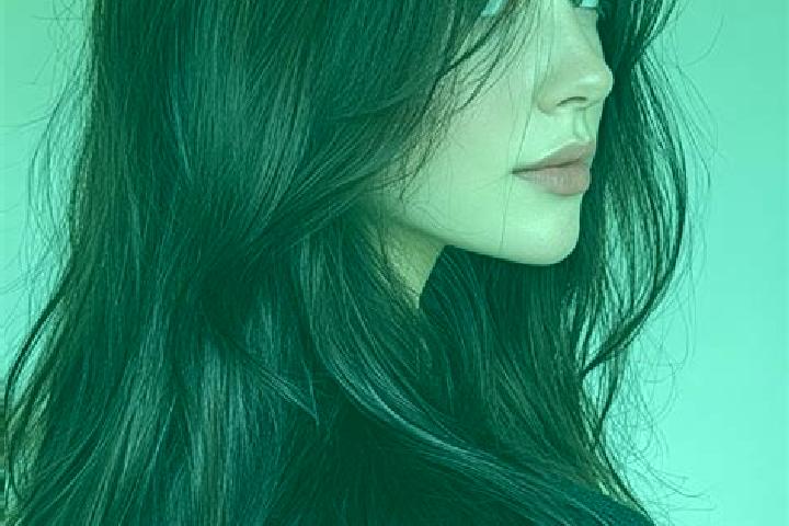 Mila, 27, a auburn brown-eyed asian companion based in La Muraz. Offering Tantra, A-Level, Massage. Available for incall and outcall, day and evening dates.