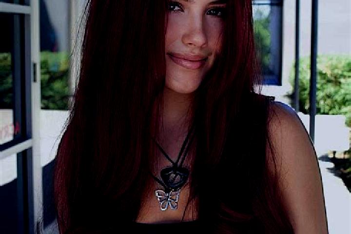 Mila, 27, a auburn dark-eyed mediterranean companion based in Kumphawapi. Offering Fetish, Domination, Striptease, CIM. Available for incall and outcall, ove...