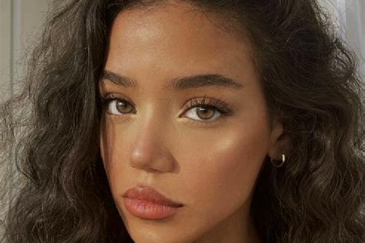 Mila, 27, a black brown-eyed european companion based in Lypovenke. Offering Fetish, CIM, Dinner Date. Available for incall and outcall, overnight bookings a...