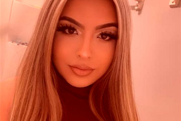 Mila, 27, a blonde dark-eyed latina companion based in Hue. Offering CIM, Duos, 69. Available for incall and outcall, day and evening dates.