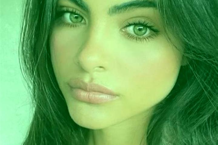 Mila, 27, a brunette green-eyed ebony companion based in Patterson Place. Offering Overnight, A-Level, Party Girl, Domination. Available for incall and outca...