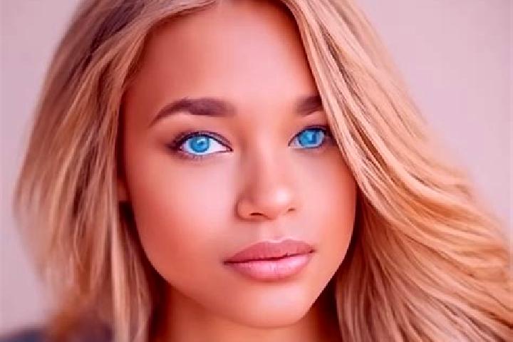 Mila, 27, a dark blonde blue-eyed latina companion based in Ceneselli. Offering BDSM, 69, Domination, Girlfriend Experience. Available for incall and outcall...