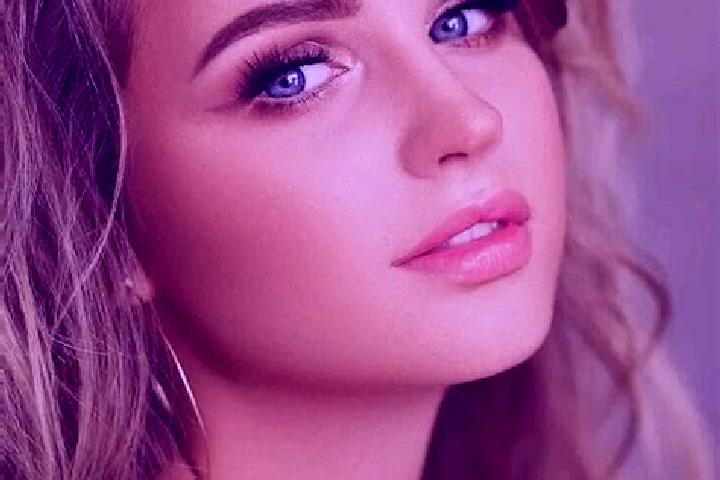 Mila, 27, a dark blonde blue-eyed mediterranean companion based in Peer. Offering Fetish, Girlfriend Experience, Party Girl. Available for incall and outcall...