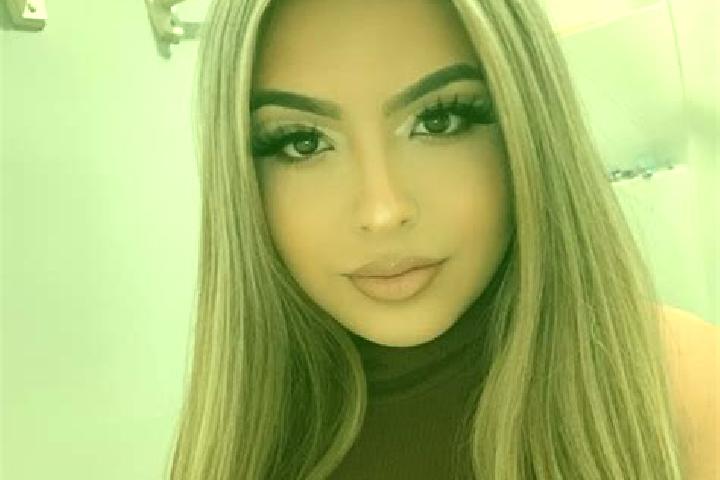 Mila, 28, a blonde amber-eyed latina companion based in Giove. Offering OWO, Roleplay, Travel Companion. Available for incall and outcall, overnight bookings...