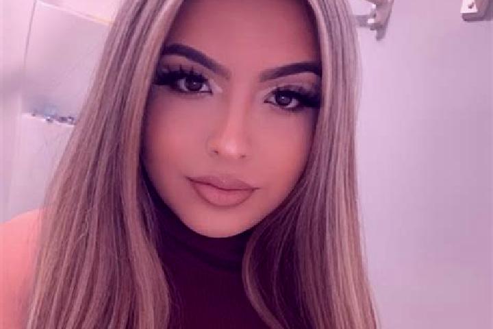 Mila, 28, a blonde brown-eyed latina companion based in Cerrina. Offering Deep French Kissing, Striptease, Girlfriend Experience. Available for incall and ou...