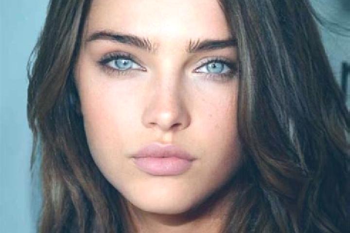 Mila, 28, a chestnut green-eyed caucasian companion based in Vinningen. Offering Girlfriend Experience, Couples, Travel Companion. Available for incall and o...
