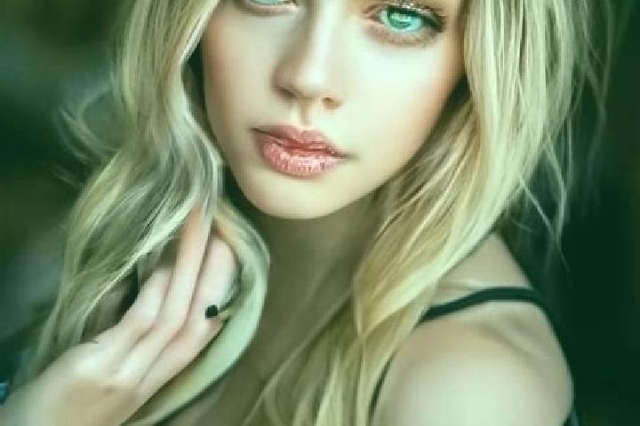 Mila, 28, a dark blonde green-eyed middle eastern companion based in Cocquio. Offering Domination, 69, Roleplay, Erotic Massage, Party Girl. Available for in...
