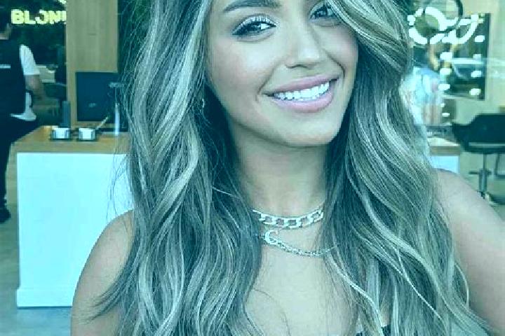 Mila, 29, a dark blonde brown-eyed caribbean companion based in Canizar del Olivar. Offering BDSM, Massage, Striptease. Available for incall and outcall, ove...