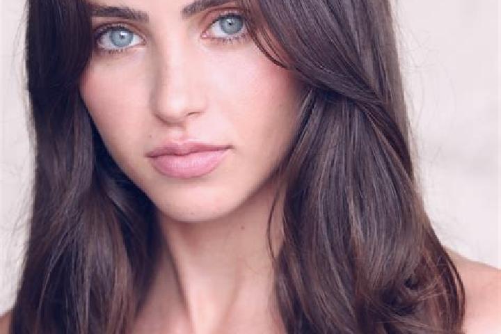 Mila, 30, a brunette dark-eyed mixed companion based in Flechtingen. Offering Dinner Date, Domination. Available for incall and outcall, day and evening dates.