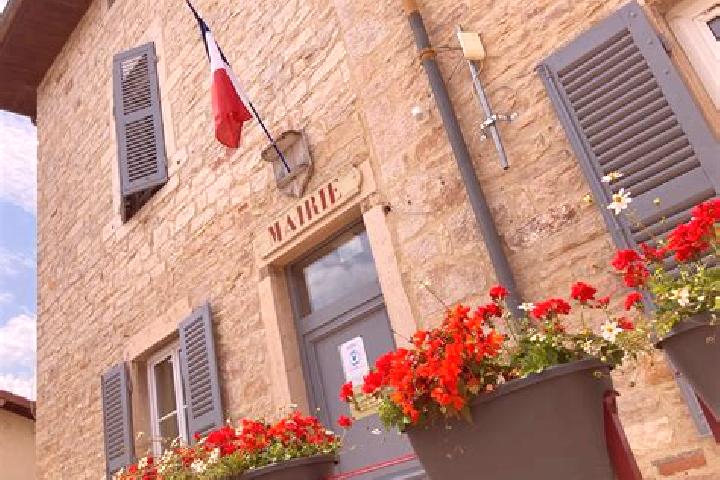 Mila, 30 — Escort in Chavannes-sur-Reyssouze, France