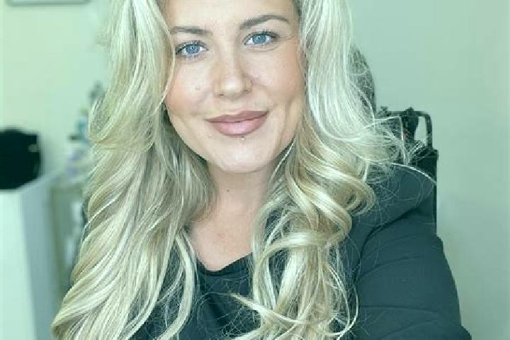 Mila, 30 — Escort in Raunds, United Kingdom