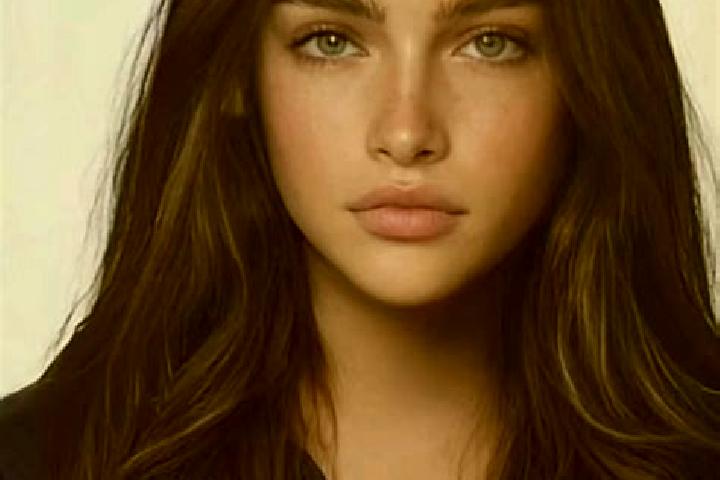 Mila, 31, a brunette dark-eyed caucasian companion based in Nueva Galilea. Offering Party Girl, Prostate Massage, Overnight. Available for incall and outcall...