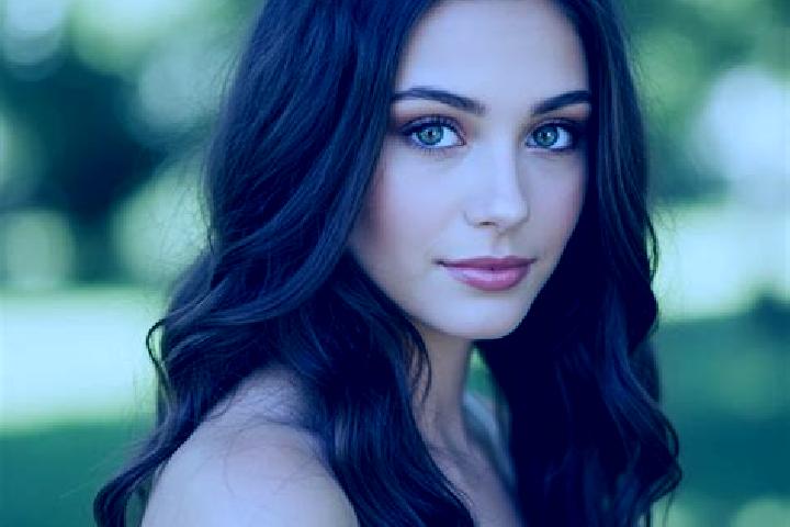 Mila, 31, a brunette hazel-eyed slavic companion based in Dharavi. Offering A-Level, Massage, Erotic Massage, 69. Available for incall and outcall, overnight...