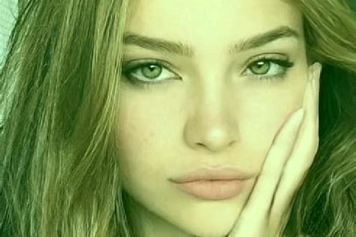 Mila, 31, a dark blonde hazel-eyed caucasian companion based in Amatura. Offering Prostate Massage, Girlfriend Experience, Deep French Kissing, 69. Available...