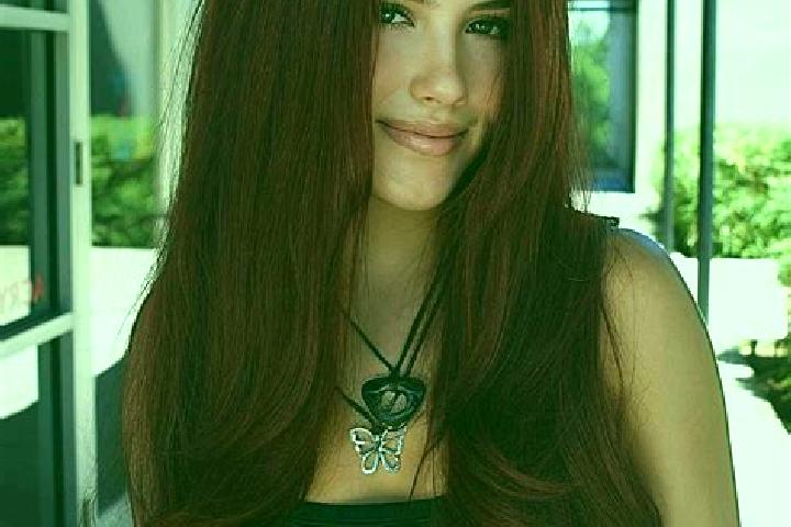 Mila, 32, a auburn dark-eyed mixed companion based in Mafhaq. Offering Massage, Domination, BDSM. Available for incall and outcall, overnight bookings availa...