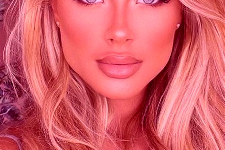 Mila, 32, a blonde hazel-eyed latina companion based in Marienborn. Offering Fetish, Party Girl, Overnight. Available for incall and outcall, overnight booki...