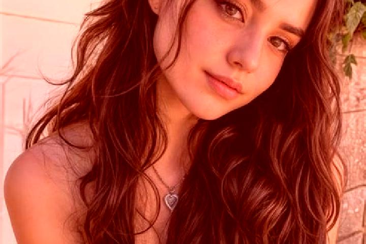 Mila, 32, a brunette hazel-eyed middle eastern companion based in Friedensburg. Offering Domination, Girlfriend Experience, Erotic Massage, Dinner Date. Avai...