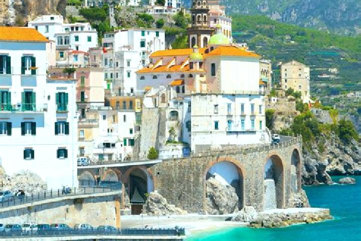 Mila, 32 — Escort in Santa Giusta, Italy