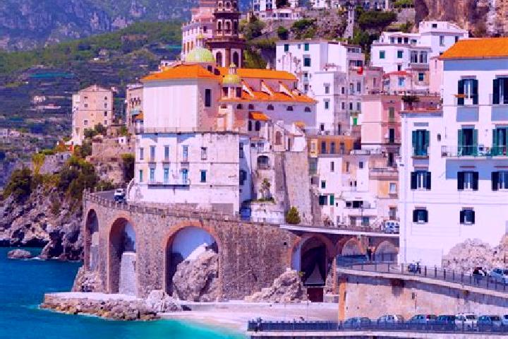 Mila, 32 — Escort in Sirone, Italy