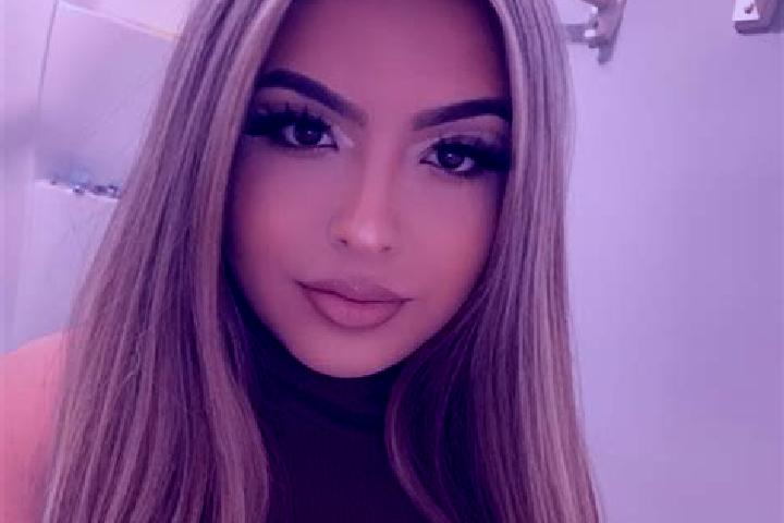 Mila, 33, a blonde brown-eyed latina companion based in Pontes Gestal. Offering Party Girl, Travel Companion, Couples, Prostate Massage, Fetish. Available fo...
