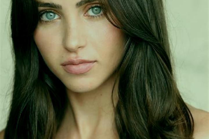 Mila, 33, a blonde dark-eyed latina companion based in Andeer. Offering Tantra, Couples, OWO. Available for incall and outcall, day and evening dates.
