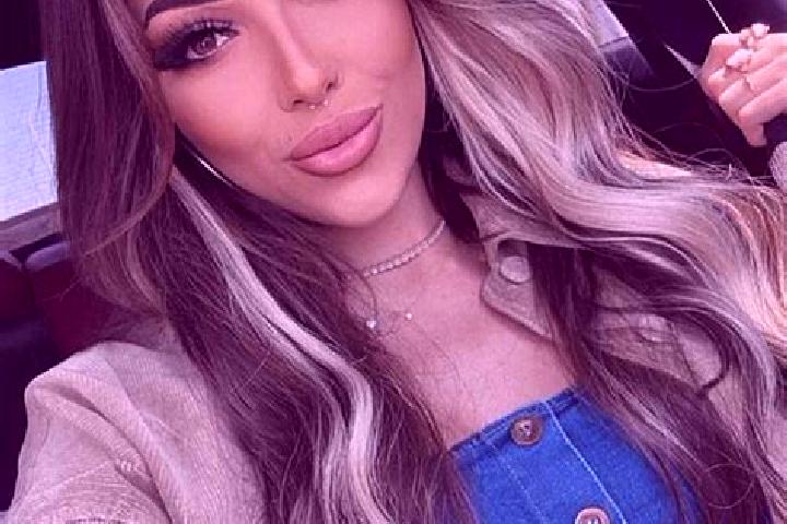 Mila, 33, a dark blonde brown-eyed middle eastern companion based in Lelkowo. Offering Deep French Kissing, Prostate Massage, 69. Available for incall and ou...