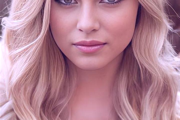 Mila, 34, a blonde amber-eyed caucasian companion based in Almargem. Offering Dinner Date, Deep French Kissing, A-Level, Fetish. Available for incall and out...